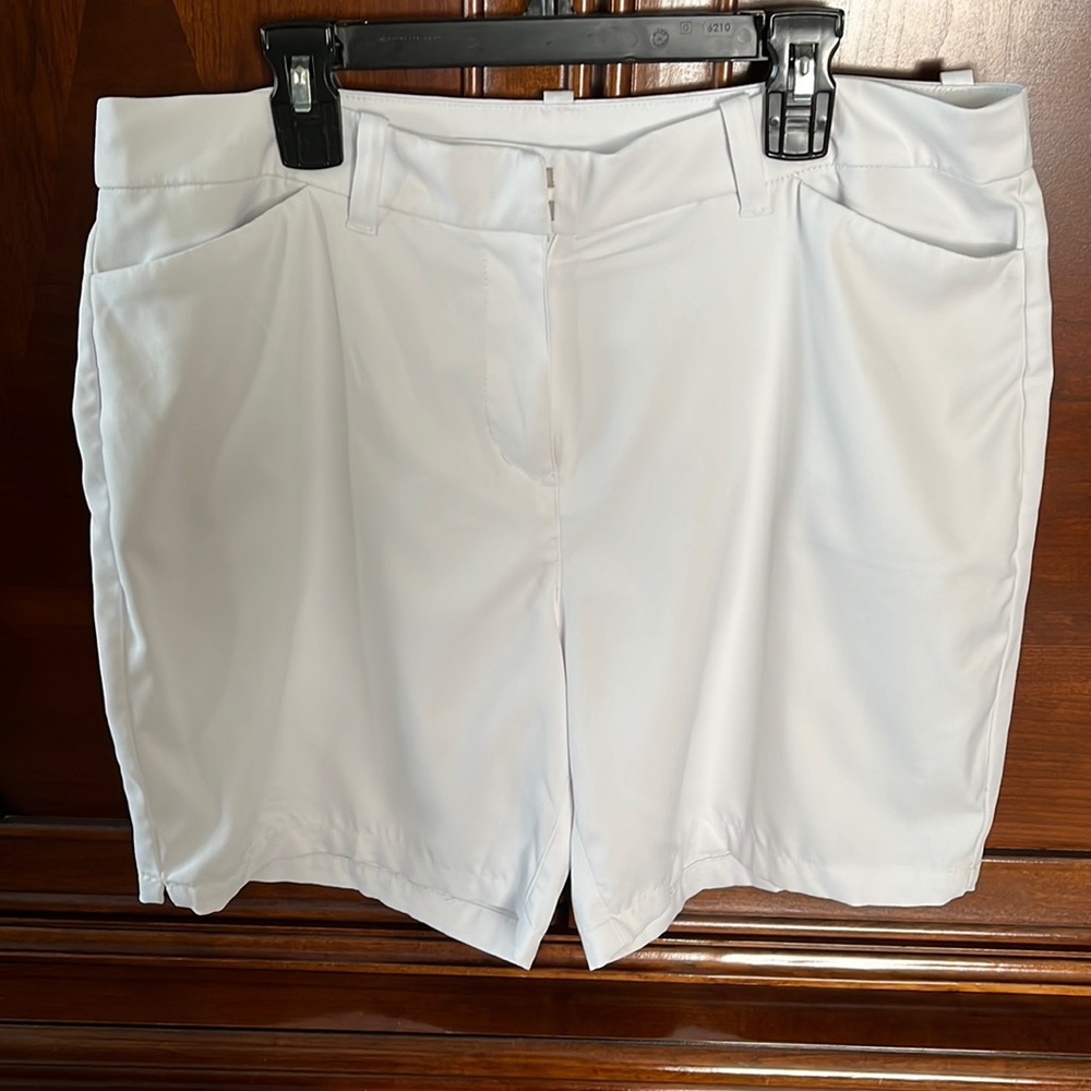Ladies Pro Tour Golf Shorts